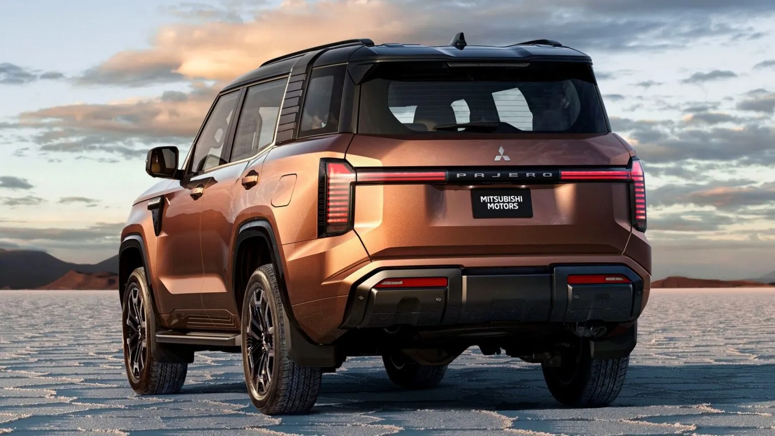 2027-Mitsubishi-Pajero-2-copy-1536x864