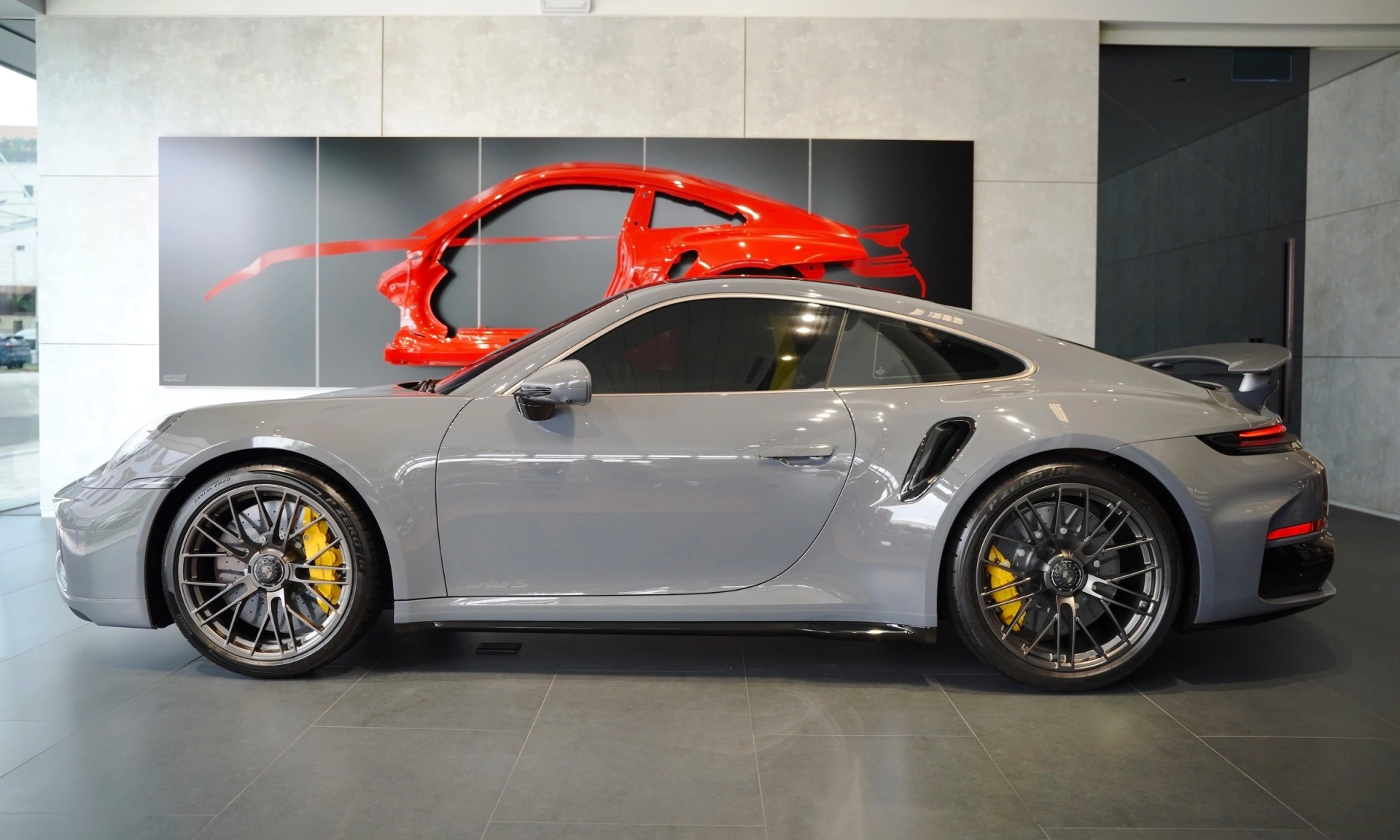 Porsche 911 Turbo S 2026 (3)