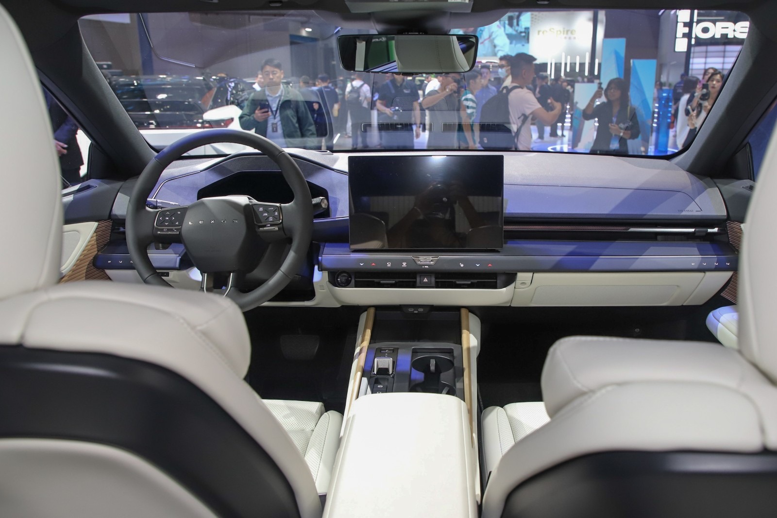 Lexus ES 2026 (4)