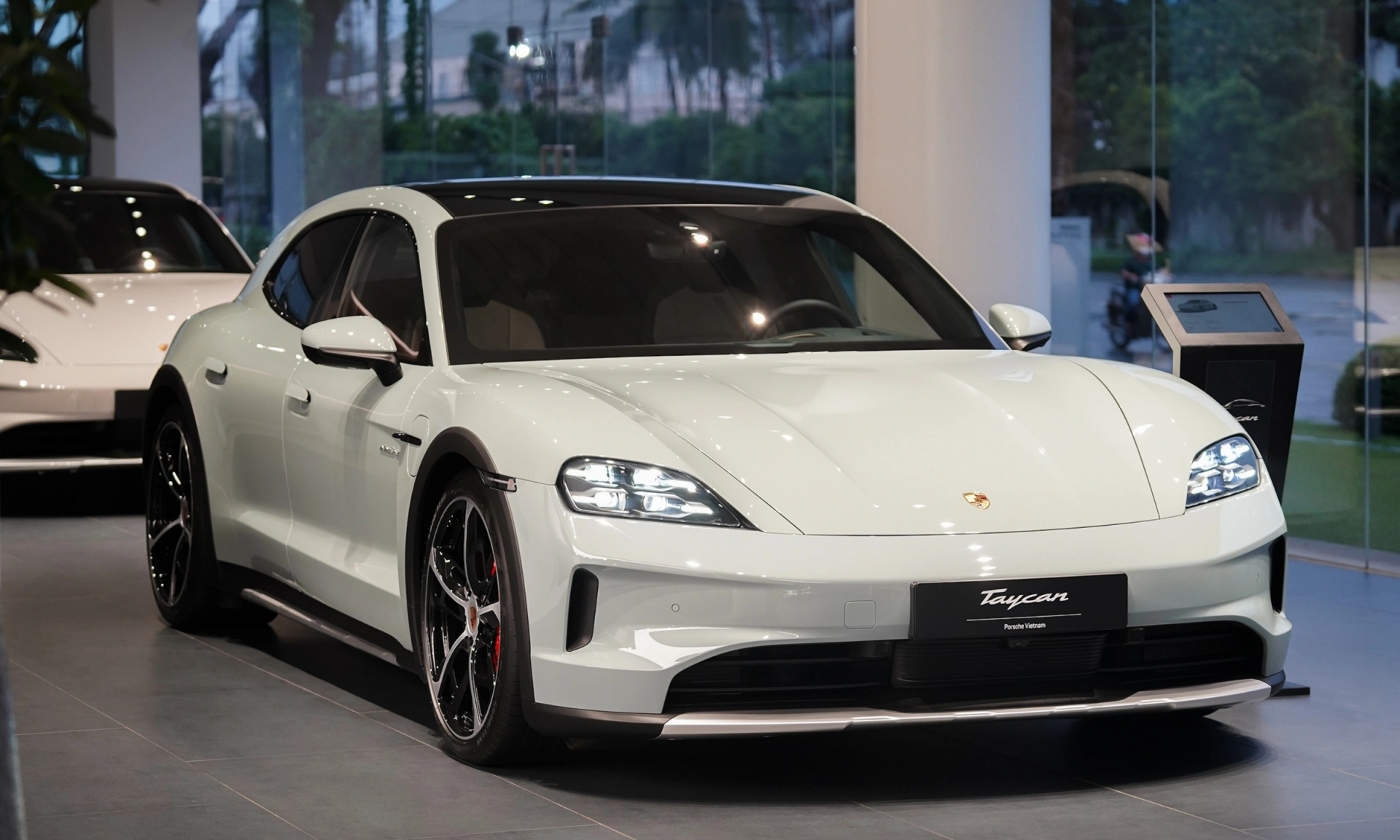 Porsche Taycan