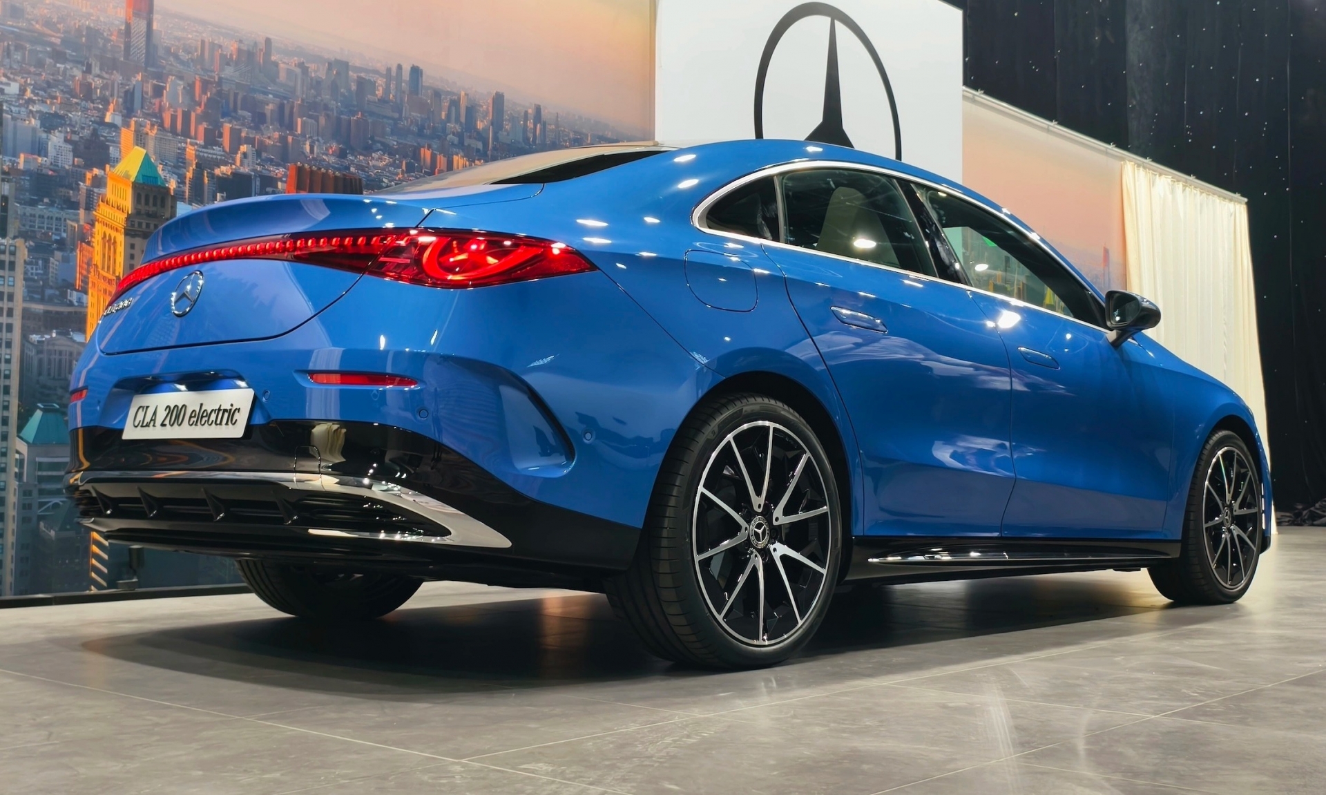 Mercedes CLA 200 electric (2)