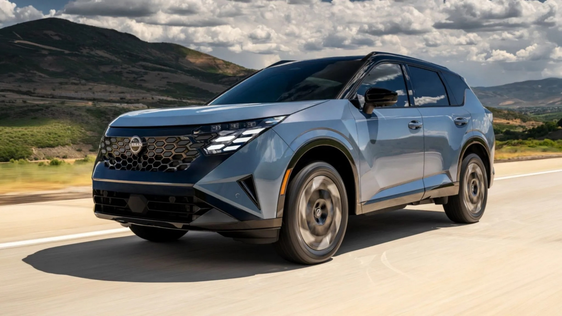 2027-Nissan-Rogue-Hybrid-10-2048x1152