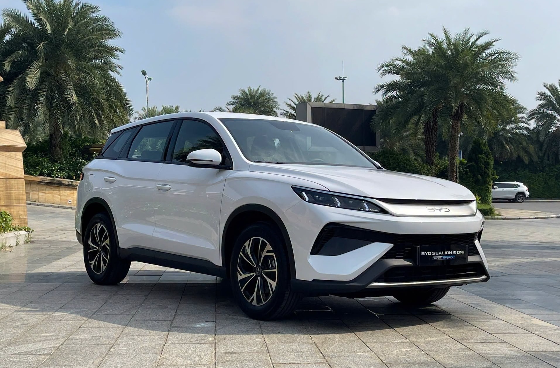 BYD Sealion 5 (18)