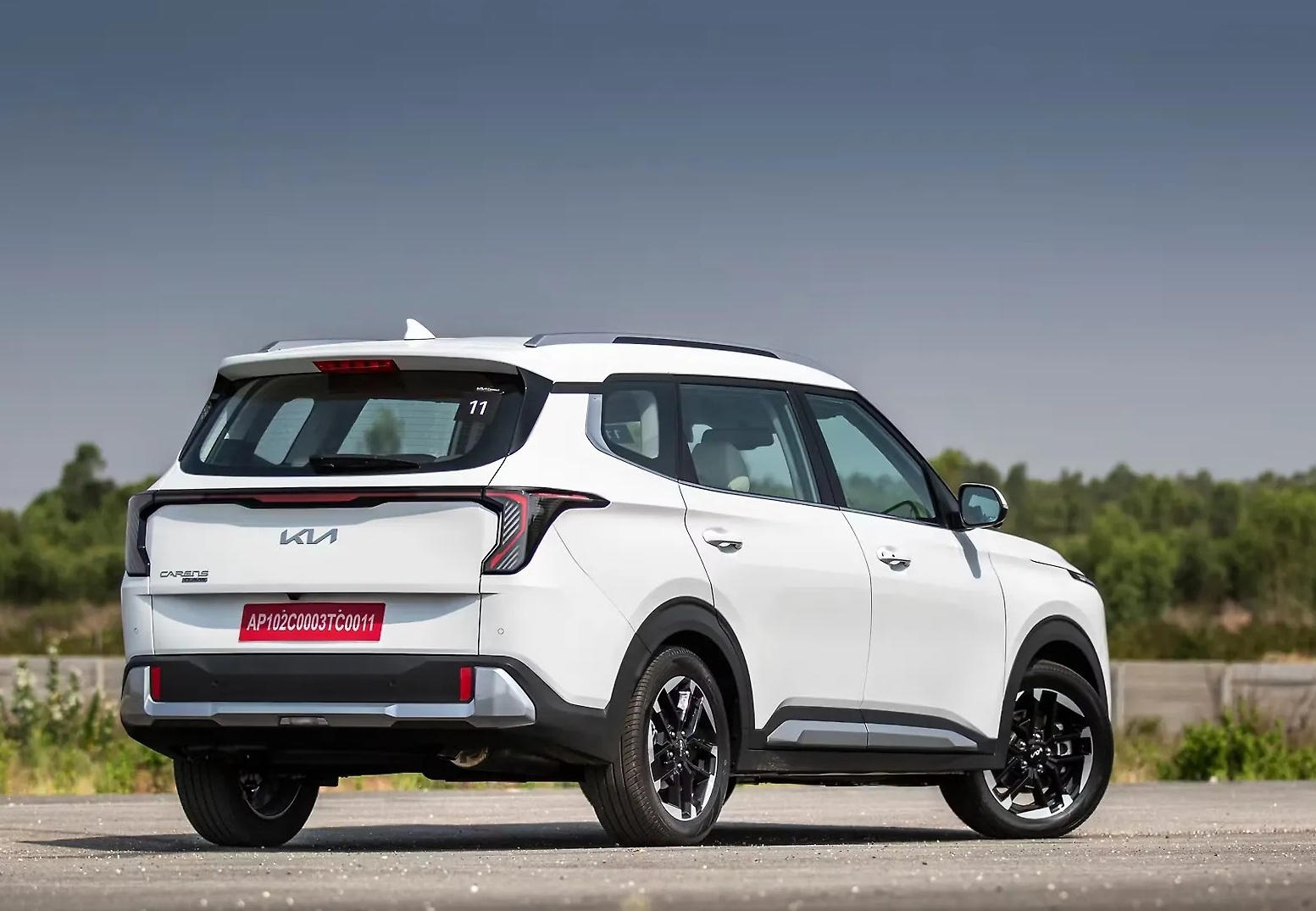 kia-carens-clavis-2025-22-1747475337974-1747475338222746976382