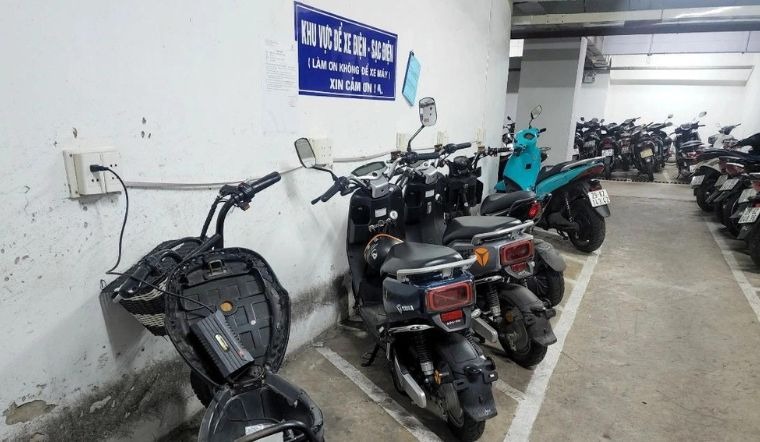 9-luu-y-khi-sac-pin-xe-dap-dien-xe-may-dien-dam-bao-an-toan-202309221106059367