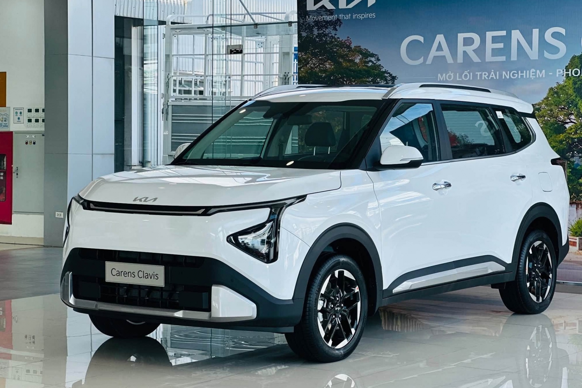 Kia Carens Clavis (5)