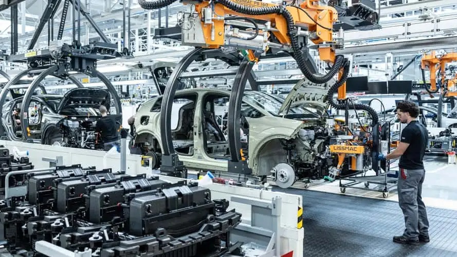 audi-a2-e-tron-production (1)