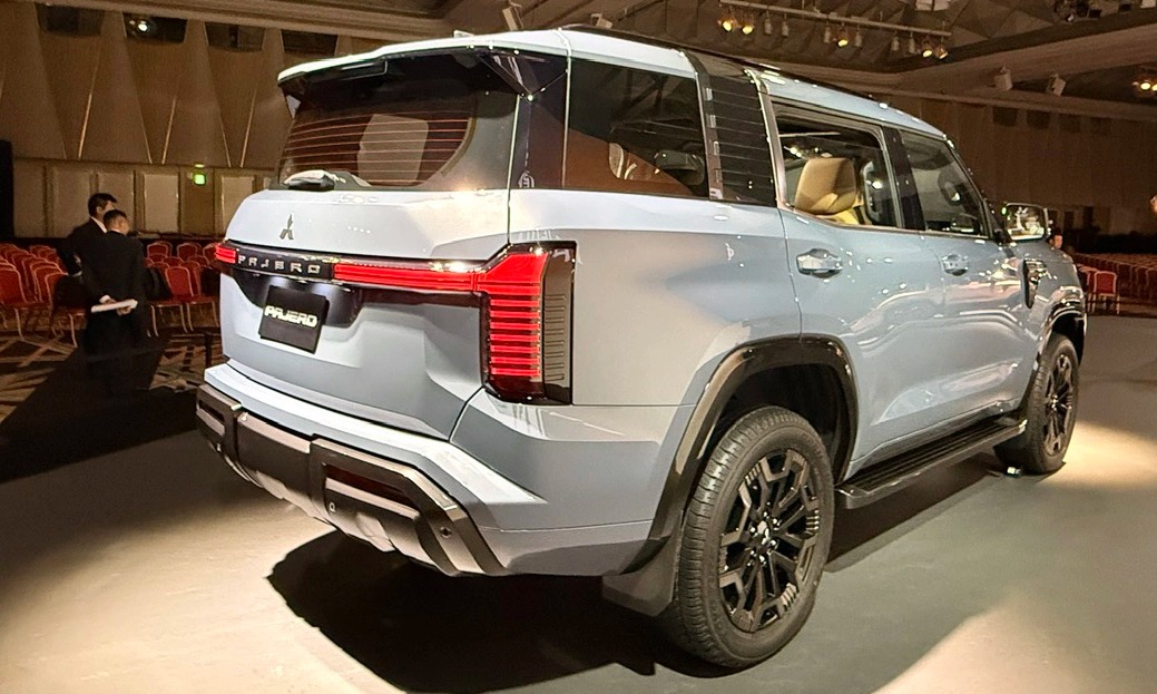 Mitsubishi Pajero 2026 (3)