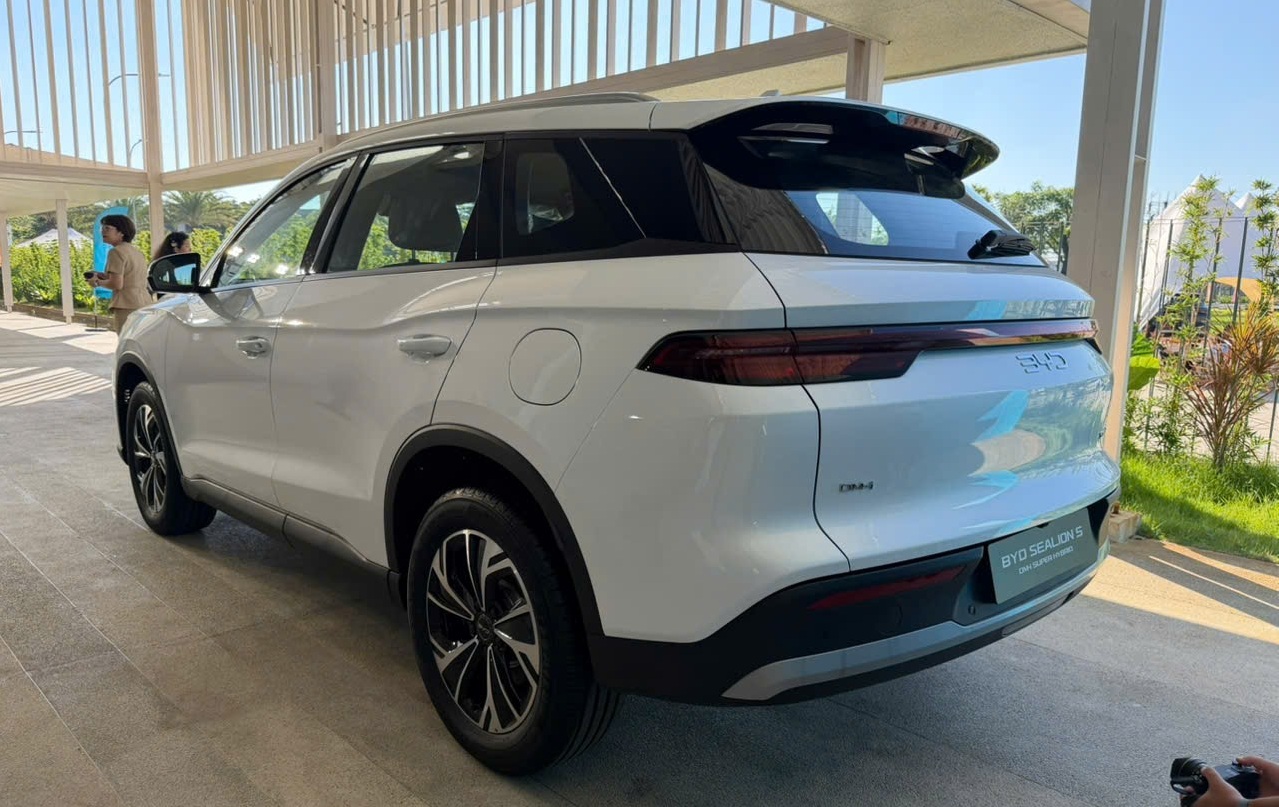 BYD Sealion 5 (32)