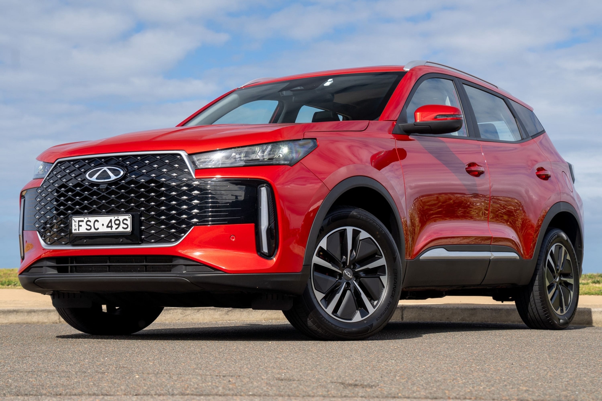 2026-chery-tiggo-4-front-three-quarter