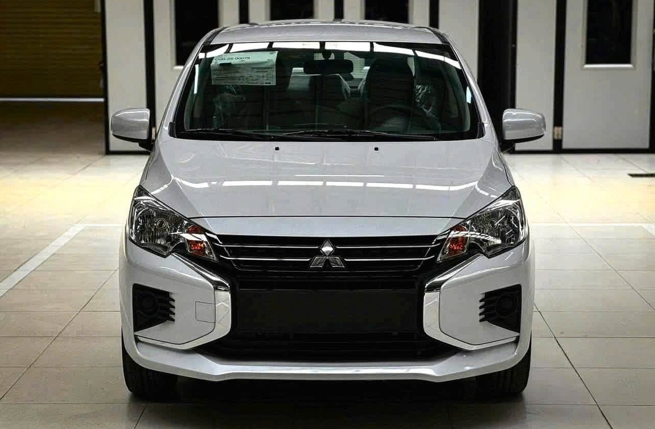 Mitsubishi Attrage (4)