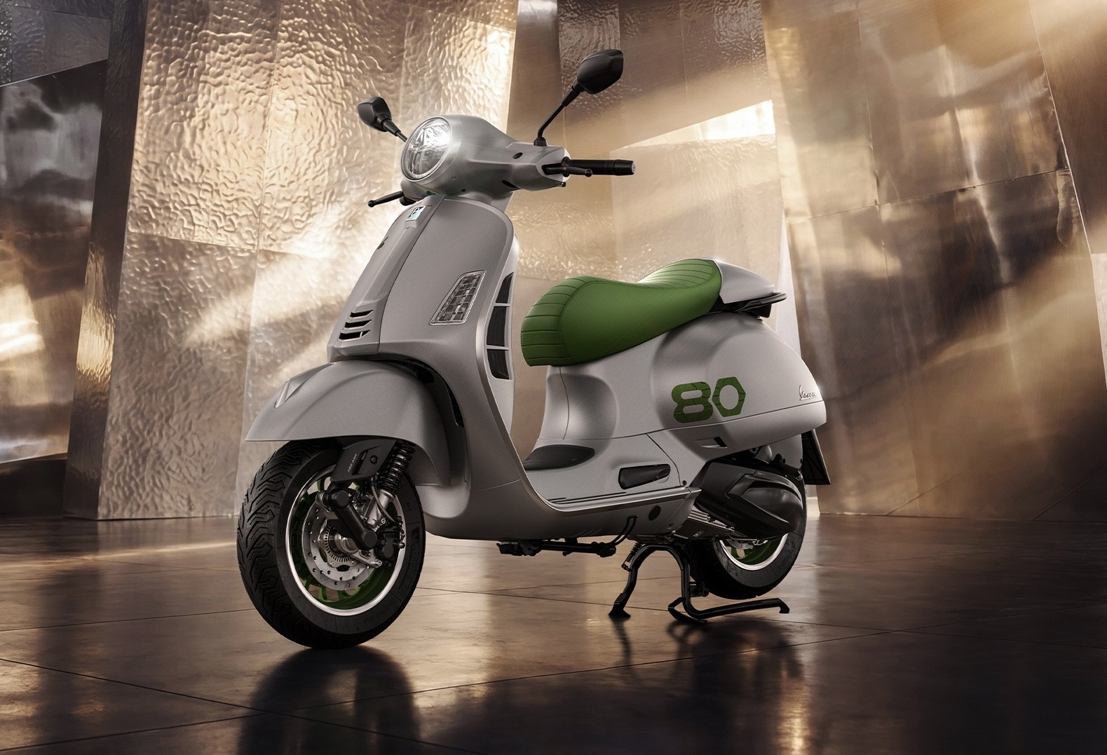 Vespa Edizione Ottantesimo