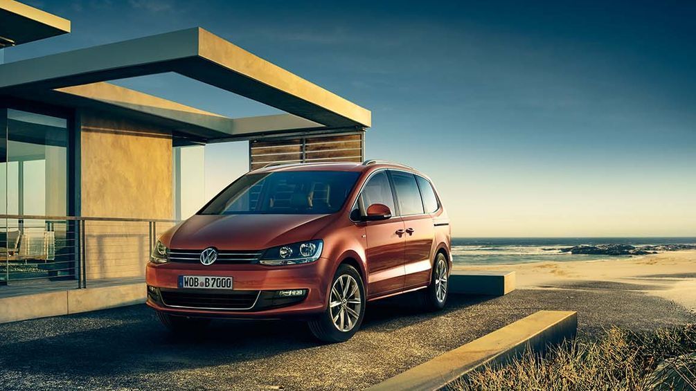 Đánh giá Volkswagen Sharan 2020