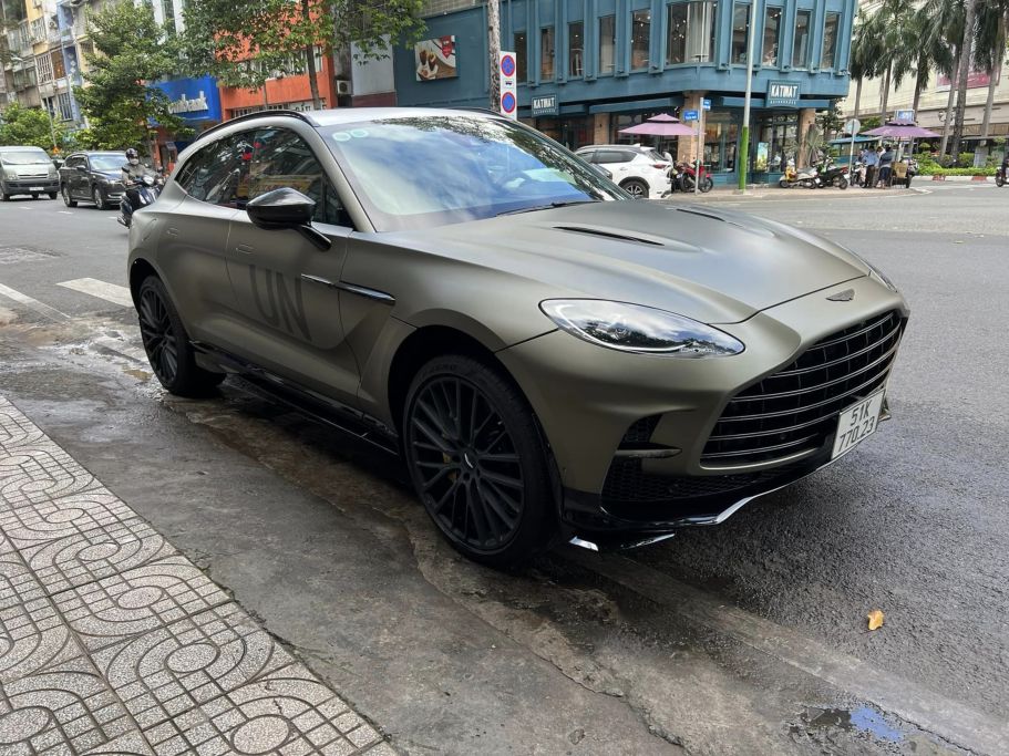 Xehay_Aston Martin_280923_6