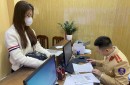 Nữ tài xế xe tải nộp phạt hơn 100 triệu đồng vì 7 lần vượt đèn đỏ