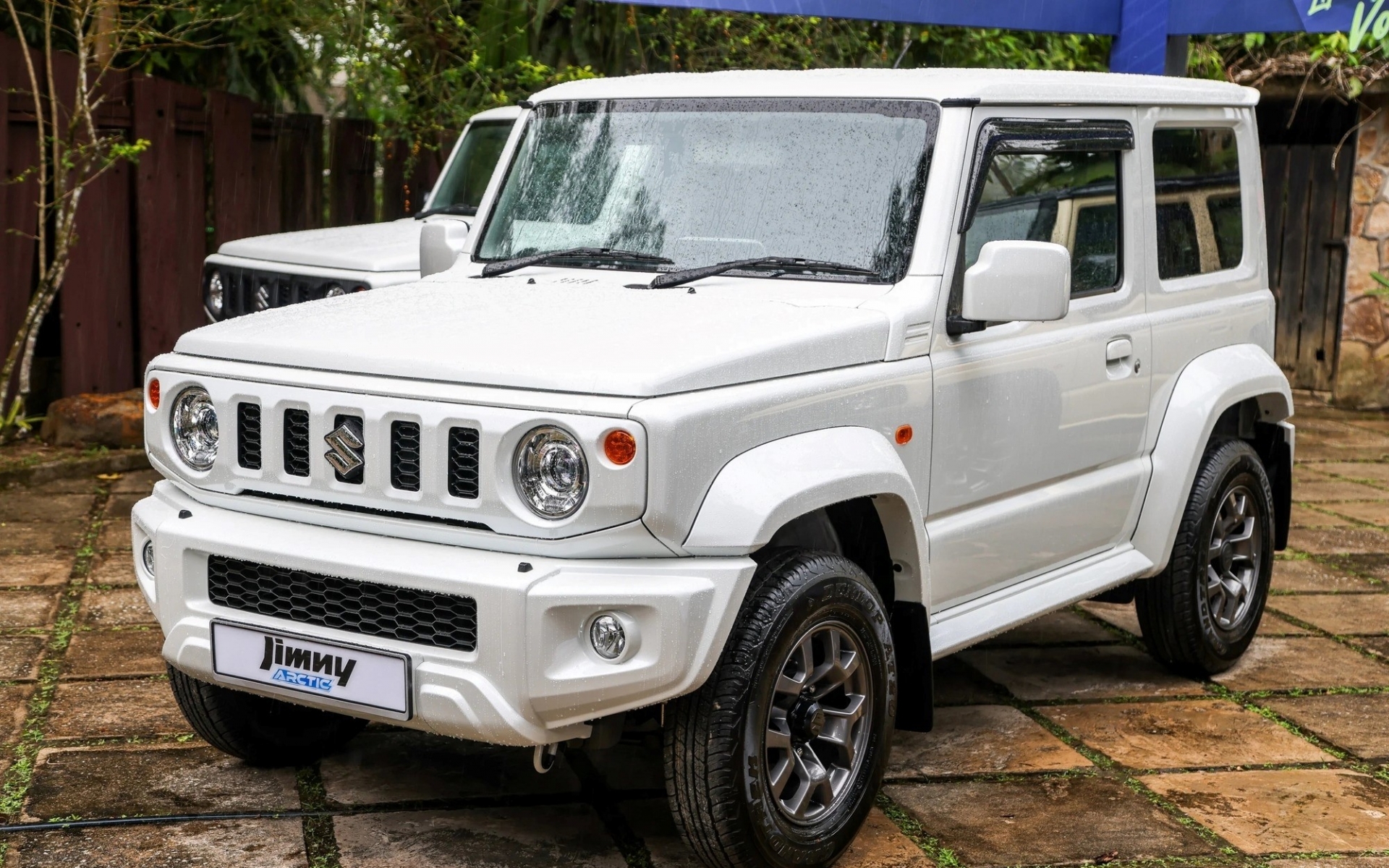 Khám phá chiếc Suzuki Jimny Arctic - Phiên bản giới hạn