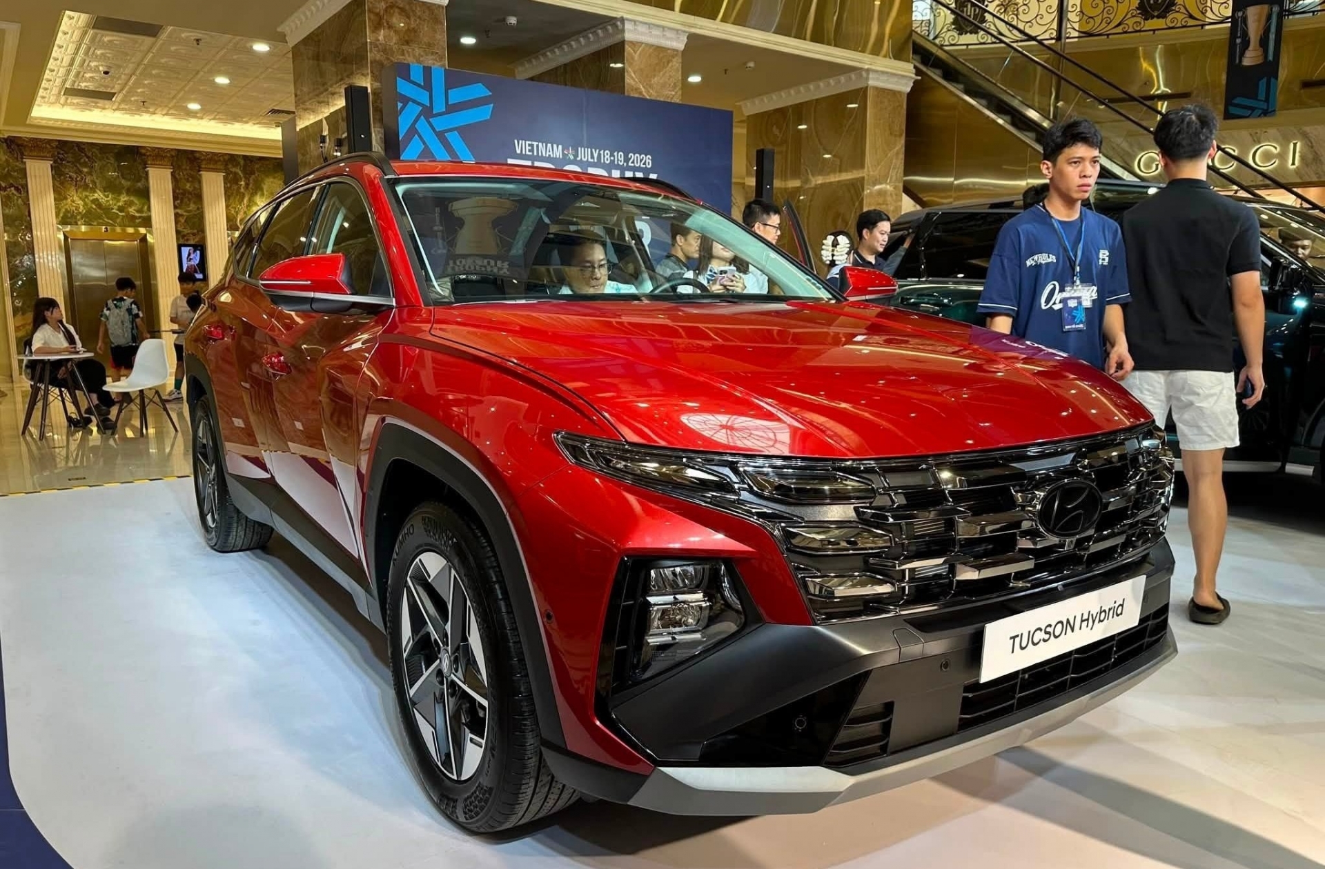Hyundai Tucson Hybrid sắp về đại lý, công bố mức tiêu hao 4,6 lít/100 km