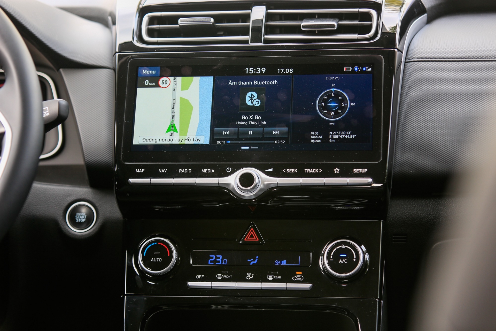 Creta trang bị màn hình cảm ứng 10.25 inch hỗ trợ Bluetooth, Apple CarPlay và Android Auto