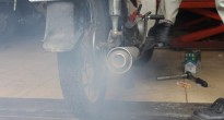 Miễn phí kiểm định khí thải xe máy cho người nghèo