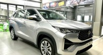 Vừa chạy 14.000 km, Toyota Innova Cross 2023 vội rao bán với mức giá 'không tưởng'