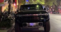 Siêu SUV chạy điện Hummer EV bất ngờ xuất hiện tại Hà Nội với biển số đặc biệt