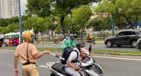 Vi phạm giao thông không nộp phạt, bỏ lại xe có nguy cơ trừ lương, trừ tiền tài khoản