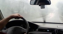 Mẹo xử lý kính lái bị mờ trong thời tiết nồm ẩm