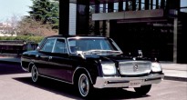 Giải mã lý do Toyota Century được mệnh danh là 'Rolls-Royce Cullinan Châu Á'