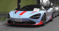 Mục sở thị siêu xe McLaren 720S với màu sơn độc đáo trên phố Việt