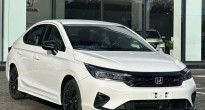 Xe gầm thấp nhạt nhòa trong cuộc đua doanh số tháng 4/2025
