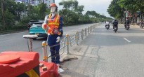 Hà Nội thí điểm dải phân cách cứng trên đường Phạm Văn Đồng: Lo ngại dồn xe máy vào thế khó
