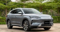Khoảnh khắc chiếc BYD Sealion 6 bị sét đánh liên tiếp dưới mưa bão