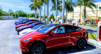 Tesla lập kỷ lục doanh số, dẫn đầu thị trường ô tô điện toàn cầu năm 2021