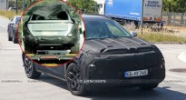 Hyundai Kona thế hệ mới bị bắt gặp trên đường, để lộ thiết kế đuôi xe lạ mắt
