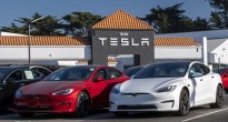 Tesla kiếm tiền 'giỏi' gấp đôi 2 đối thủ chính cộng lại