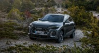 Audi Q5 2025 ra mắt với thiết kế miễn chế, nội thất rộng rãi cùng nhiều trang bị 'khủng'