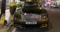 Một chiếc Rolls-Royce Spectre lộ diện trên đường phố TP. HCM: Màu sơn ấn tượng, biển số dễ nhớ