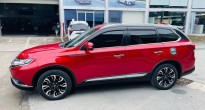 Sau 3 năm sử dụng, Mitsubishi Outlander 2021 lên sàn xe cũ với giá ngỡ ngàng