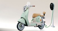 Thương hiệu Trung Quốc Yadea ra mắt xe máy điện sử dụng pin natri-ion, sạc 80% pin chỉ trong 15 phút