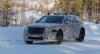 Range Rover Velar chạy điện bị bắt gặp trên đường chạy thử, dự sẽ trình làng vào năm 2026