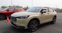 Mục sở thị Honda HR-V e:HEV RS vừa về Việt Nam: Bản hybrid giá 869 triệu đồng, 'ăn xăng' 4,4 lít/100 km