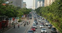 Tuyến Võ Chí Công chính thức phân làn cứng: Ô tô không được dừng đỗ trước và sau nút giao 50m