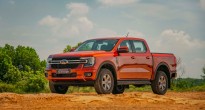 Ford Ranger bán gần bằng tất cả đối thủ cộng lại, Triton vượt mặt Hilux lần nữa