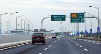 Đề xuất cấm xe tải, xe khách chạy vào làn sát dải phân cách: Giải pháp trị 'xe rùa bò' trên cao tốc
