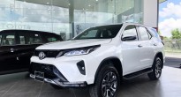Toyota Việt Nam thu hẹp danh mục Fortuner, ngừng lắp ráp phiên bản máy dầu