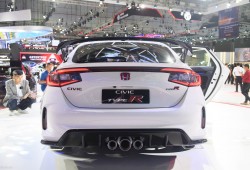 Giá xe Honda Civic Type R (04/2024) & mọi thứ cần biết