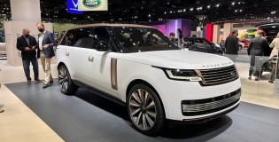 Chiêm ngưỡng tận mắt Rand Rover 2022, 'hàng xóm' của VinFast tại Los Angeles Auto Show 2021