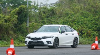 Honda Civic 2022 giảm giá mạnh ở 2 phiên bản thấp, giá bán chỉ từ 700 triệu đồng