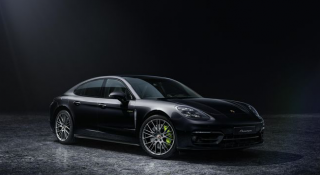 Porsche Panamera Platinum Edition 2022 mới ra mắt có gì đặc biệt?