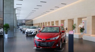 Toyota công bố mức giá mới cho dàn xe tại Việt Nam, tăng cao nhất lên tới 40 triệu đồng
